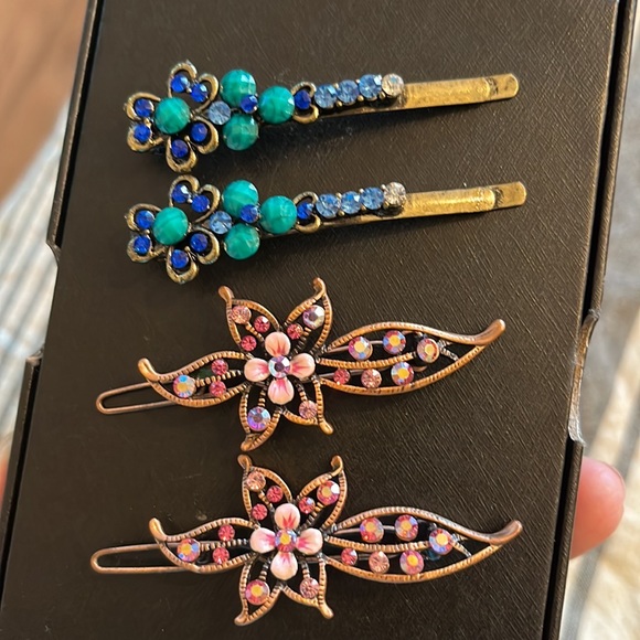 Rhinestone Barrettes - Picture 4 of 4